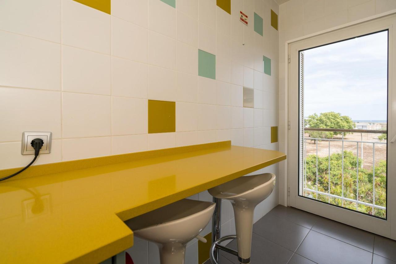 Stunning 2-Bed Penthouse In Lagos 250M From Beach エクステリア 写真
