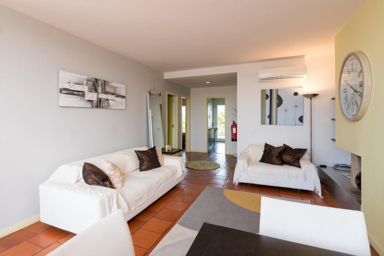 Stunning 2-Bed Penthouse In Lagos 250M From Beach エクステリア 写真